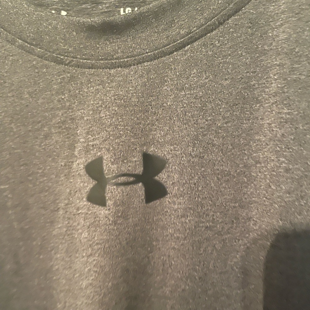 Under armour sleeveless compression fit